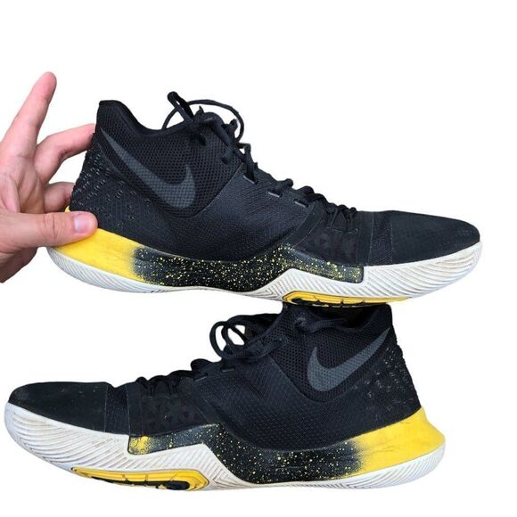 2017 Nike Kyrie 3 Black Yellow Size 14 - Picture 2 of 16